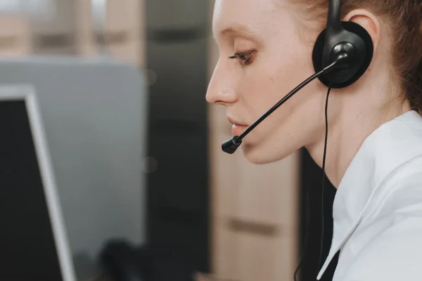 Benefits of Using an AI Voice Agent for Business