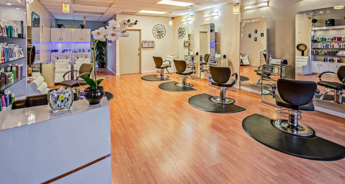 AI Social Media Manager for Hair Studios