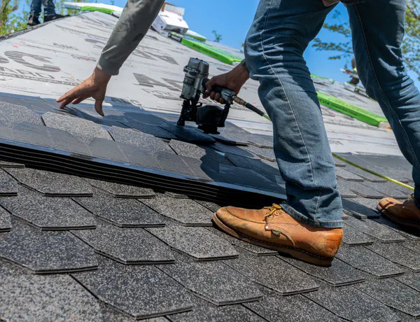 AI Social Media Manager for Roofers